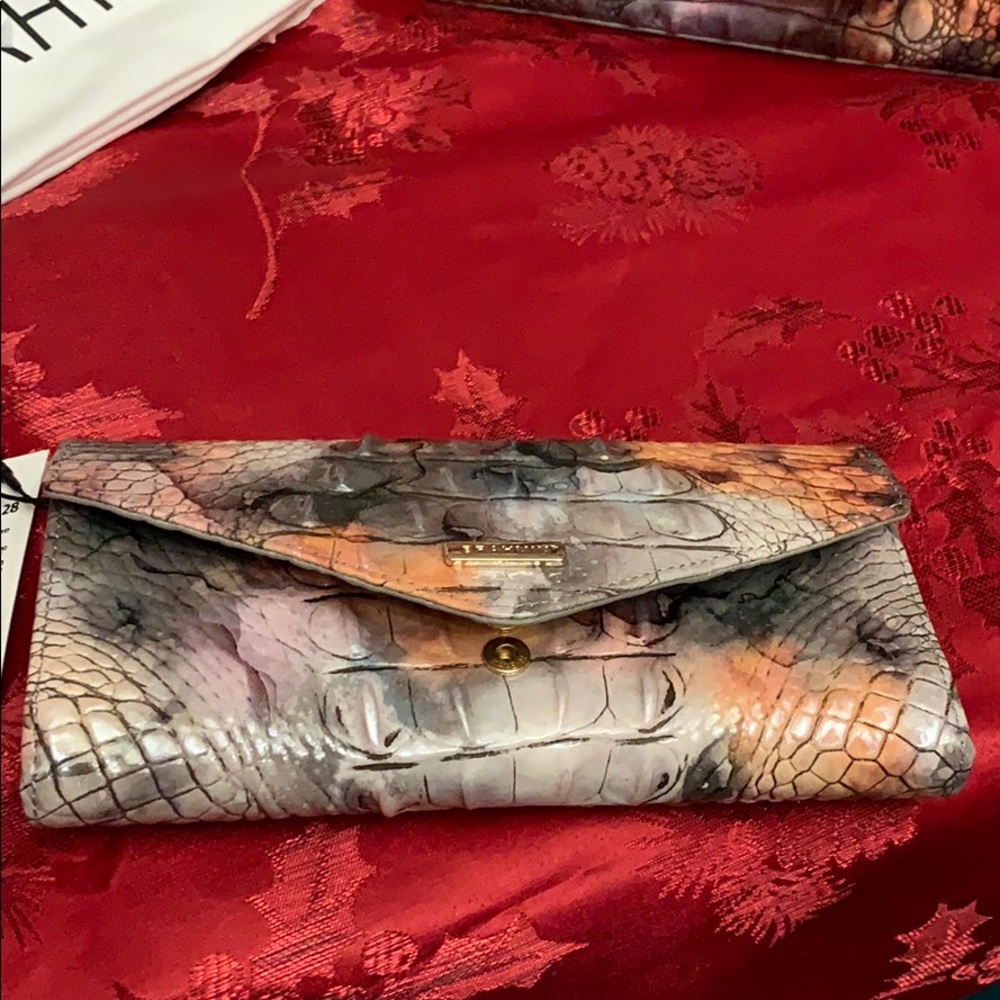 Pocketbook and wallet
